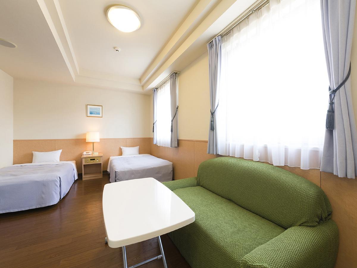 Oyo Teine Station Hotel Sapporo Exterior photo